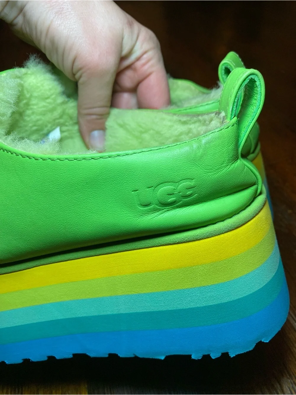 UGG bold green